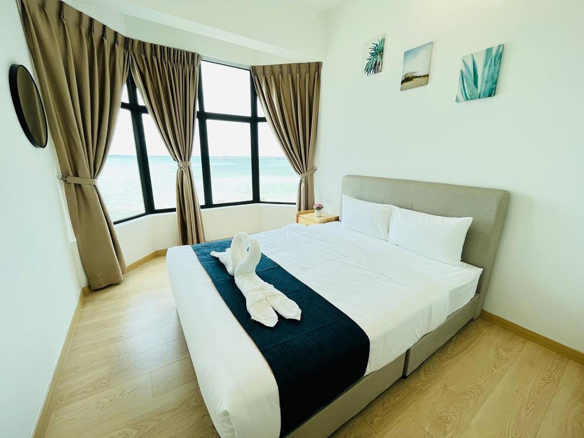 Mutiara Melaka Beach Resort By Glex Tangga Batu Exteriér fotografie
